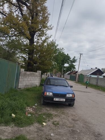 ВАЗ (ЛАДА): ВАЗ (ЛАДА) 21099: 2003 г., 1.5 л, Механика, Бензин, Седан