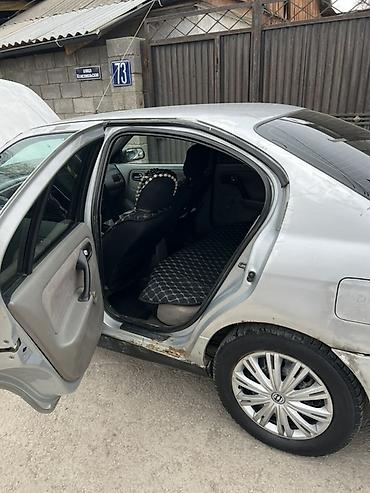 Nissan: Nissan Primera: 2000 г., 1.8 л, Механика, Бензин, Седан — 7