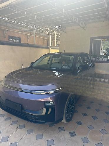 smart plus: Электромобиль LEAPMOTOR B10— компактный кроссовер. Основные — 4