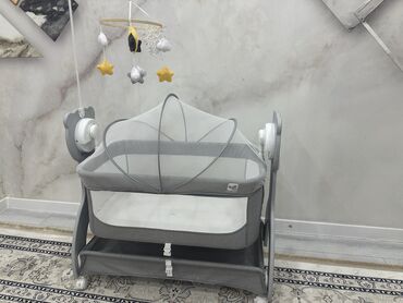 детская кровать с качалкой: Продаю Кроватку (люлька качалка ) электрическая почти новая даже не
