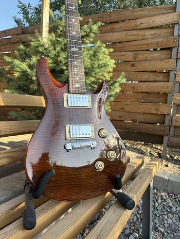 частные уроки гитары: Электрогитара Paul Reed Smith с корпусом из дерева, покрытым лаком