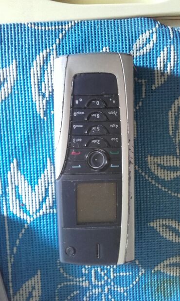 69 oglasa | lalafo.rs: Nokia 9500 bоја - Siva Upotrebljenо | Button phone