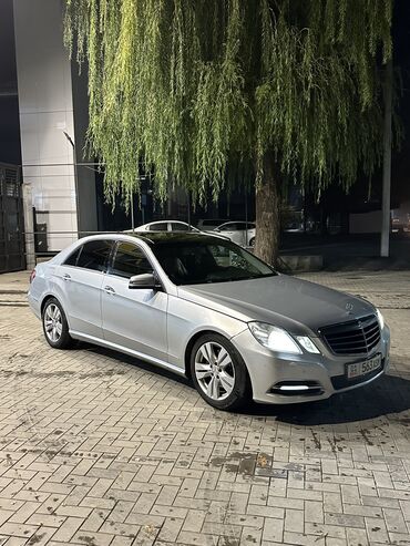 продажа volkswagen passat: Mercedes-Benz E-Class: 2012 г., 3.5 л, Типтроник, Бензин, Седан