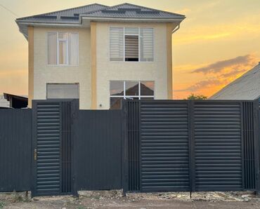 продаю дом на иссык куле село тамчы: Үй, 300 кв. м, 6 бөлмө, Менчик ээси, ПСО (өз алдынча бүтүрүү)