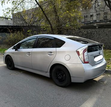 toyota гибрид: ПРОДАЮ Toyota Prius 2012 г Состоянии отличное, объем 1,8 батарея