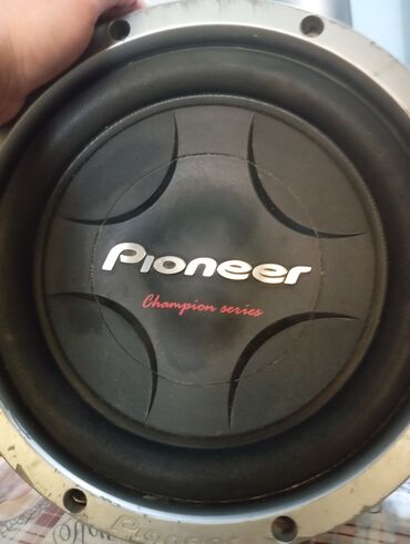 колонка машина: Продаю динамик Pioneer ( оригинал ) 12" дюймов, 30 см диаметр