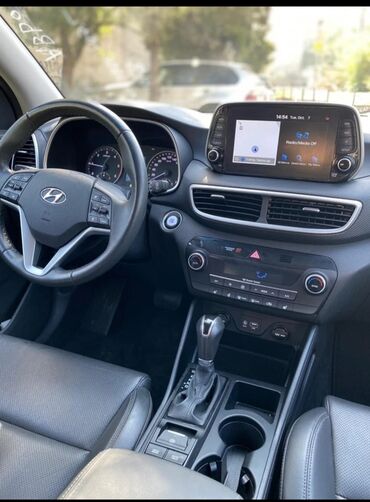 кадилак эскалайд: Hyundai Tucson: 2018 г., 1.6 л, Автомат, Дизель, Кроссовер