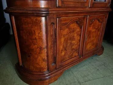 Stilske vitrine: Prelepa vitrina. Visina 220 cm Sirina 160 cm Dubina 45 cm — 15