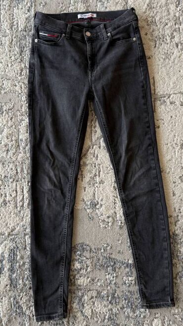 Cinslər: Cinslər, Tommy Hilfiger, 2XS (EU 32)