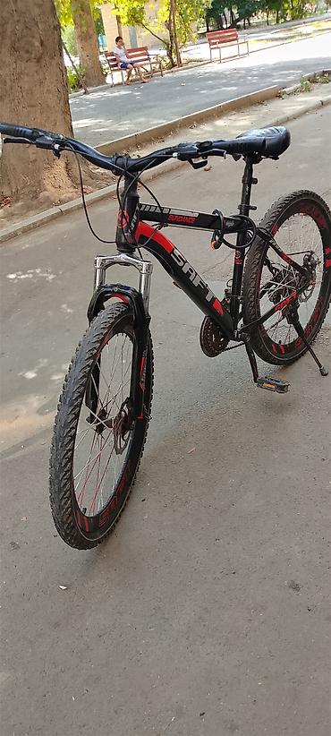 velosiped dağ: SAFT markalı dağ velosipedi. Qara-qırmızı rəng kombinasiya ilə idman — 4