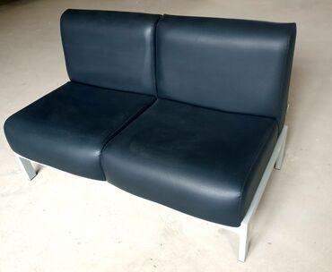 диван металлический: Прямой диван, цвет - Черный, Новый