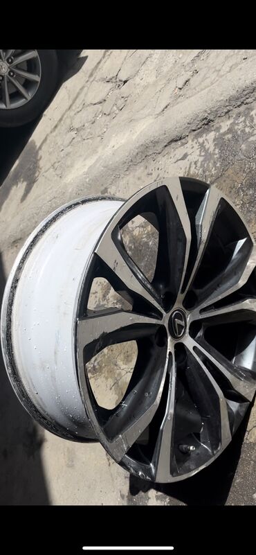 Диски: Литые Диски R 20 Lexus, 1 шт, отверстий - 5, Б/у