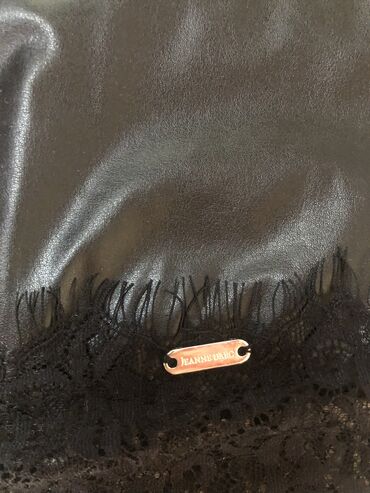 Рубашки: Двойка: рубашка, Майка из экокожи, размер M, Италия — 9