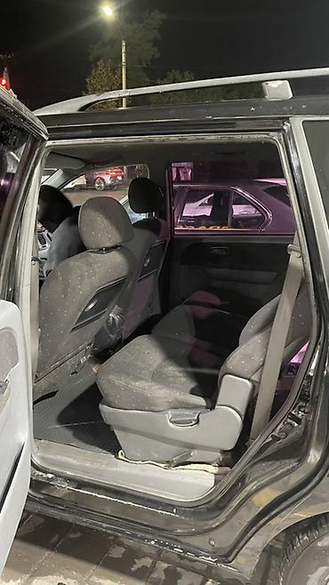 4 114 3: Hyundai Trajet: 2001 г., 2 л, Автомат, Дизель, Минивэн — 6