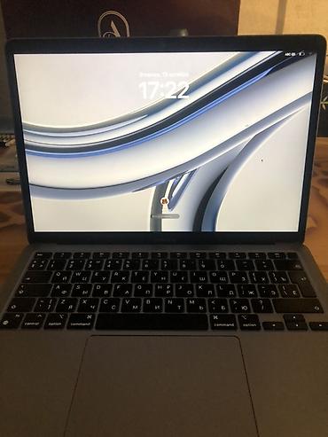 Ноутбуки Apple (MacBook): Apple MacBook Air 13.3" (M1, 2020), Space Gray - Чип: Apple M1 - ОЗУ — 2