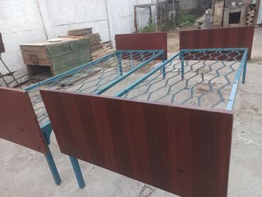 односпальная кровать для взрослого бишкек: Односпальная кровать, Б/у, С матрасом, Железо, длина - 194 см