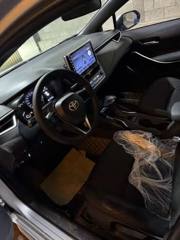 Toyota: Toyota Corolla: 2020 г., 1.8 л, Гибрид, Седан — 13