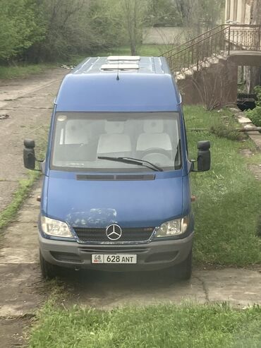 мерседес: Mercedes-Benz Sprinter: 2003 г., 2.2 л, Механика, Дизель, Бус