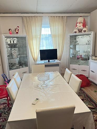 кухонные стулья: Для гостиной, Б/у, Нераскладной, Прямоугольный стол, 8 стульев — 3