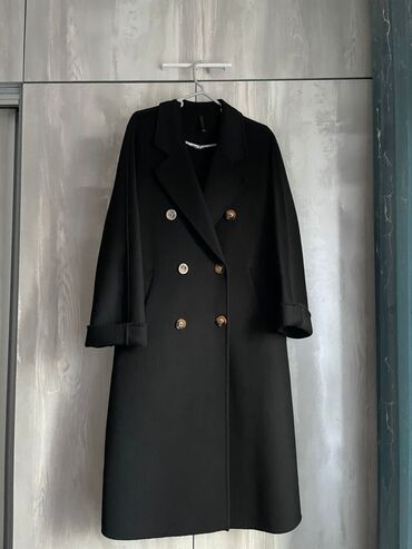 мужское зимнее пальто с капюшоном: Продаю