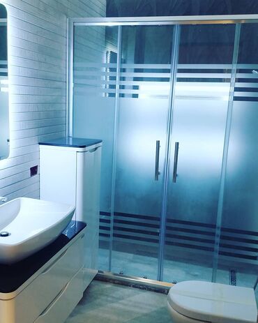 Duş kabinaları, arakəsmələr: Yeni Üstü açıq kabina, Künc üçün — 24