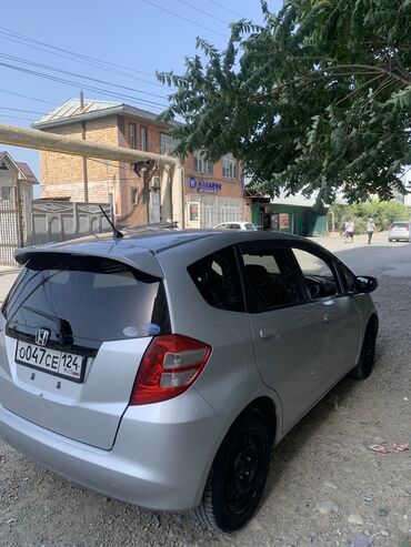 амартизатор фит: Honda Fit: 2008 г., 1.3 л, Автомат, Бензин, Хэтчбэк