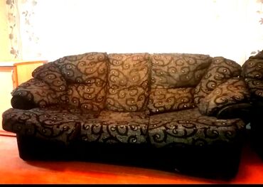 Divan və kreslo dəstləri: Klassik divan, Divan — 4