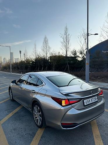 Lexus: Lexus ES: 2019 г., 2.5 л, Гибрид at lalafo.kg — 6 Lexus: Lexus ES: 2019 г., 2.5 л, Гибрид — 6