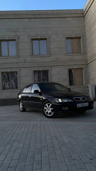 срочно продаю афто: Honda Accord: 2002 г., 2.3 л, Типтроник, Бензин, Хэтчбэк