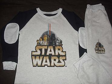 Kompleti: Dvodelni komplet Duks donji Vel 2-14 Cena 3000 din stampa ime po na lalafo.rs — 1 Kompleti: Dvodelni komplet Duks donji Vel 2-14 Cena 3000 din stampa ime po — 1