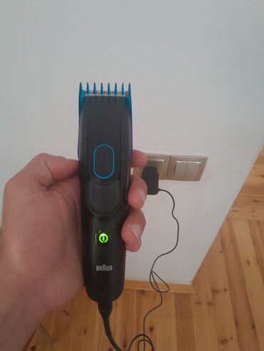 Trimmerlər və saç qırxan maşınlar: Saç qırxan maşın, Braun, İşlənmiş, Ünvandan götürmə — 12