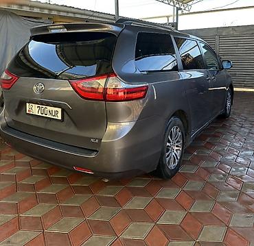 Toyota: Toyota Sienna: 2019 г., 3.5 л, Автомат, Бензин, Минивэн — 11