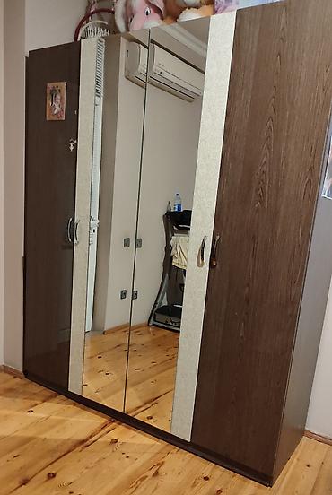 taxta qutular: Yataq otağı mebel dəsti - Geyim dolabı: 4 qapılı, ortada 2 tam boy — 1