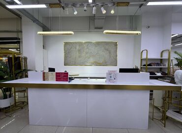 кафели б у: Продаем ресепшен, б/у, состояние хорошее, очень функциональный и