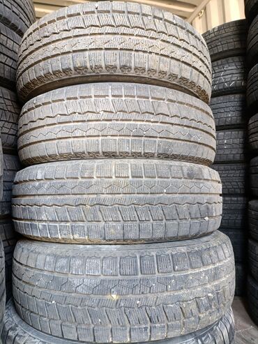 шины r16c: 205/70 15 RoadX
2024 г. почти новые
12000 с./ 4 шт.
без торга