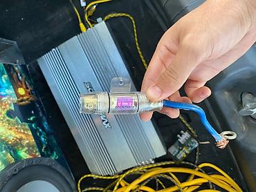 Avtoelektronika: Salam aleykum. Əvvəla deyim ki aparatura 1 ay işdenmyb heç. Gördüyüvz — 4