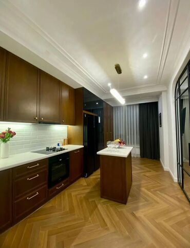 Продажа квартир: 4 комнаты, 126 м², Элитка, 4 этаж, Дизайнерский ремонт