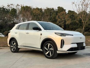 Changan: Avtomobil 0 km dir və ən son full salondur. 3 illik kasko(taksi)və — 3