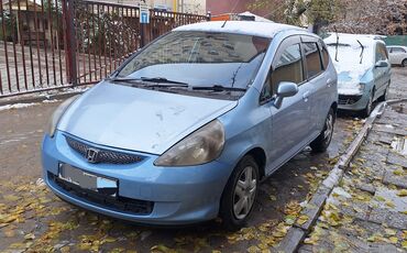 фит 3: Honda Fit: 2002 г., 1.3 л, Вариатор, Бензин, Хэтчбэк