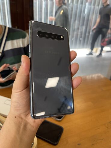 Samsung: Samsung Galaxy S10 5G, Б/у, 512 ГБ, цвет - Черный, В рассрочку, 1 SIM