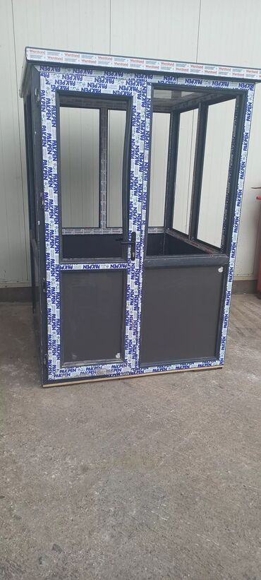 Butkalar, köşklar: Mühafize Butkası. Bötüv şüşə. Möhkəm 10 mm şüşə. 150x150 x 225= — 4