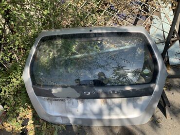 полик на форестер: Крышка багажника Subaru