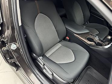 Toyota: Toyota Camry: 2020 г., 2.5 л, Автомат, Гибрид, Седан — 11