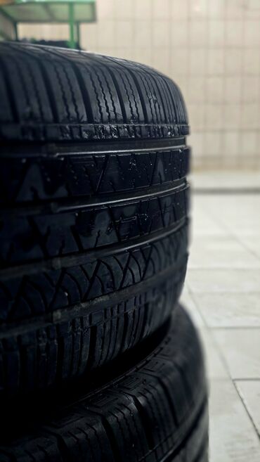 Təkərlər: Şin Continental 235 / 55 / R 19 — 5