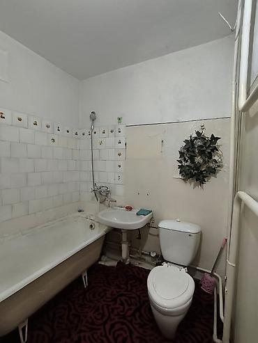 Продажа квартир: 1 комната, 32 м², 10 мкр 104 серия, 2 этаж, Старый ремонт — 6