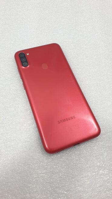 зарядные устройства для телефонов 0 5 а: Samsung Galaxy A11, Б/у, 32 ГБ, цвет - Красный, 2 SIM