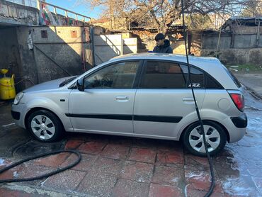 Kia: Kia Rio: 1.5 l | 2008 il Hetçbek — 3