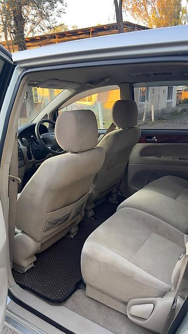 Toyota: Toyota Ipsum: 2001 г., 2.4 л, Автомат, Газ, Минивэн — 4