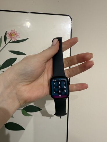 Apple Watch: Продаю Apple Watch, очень в хорошем состоянии.
Носила девушка — 6
