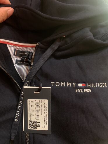 оптом одежда: Продаю Tommy filger новый заказал размер не подходит!!!